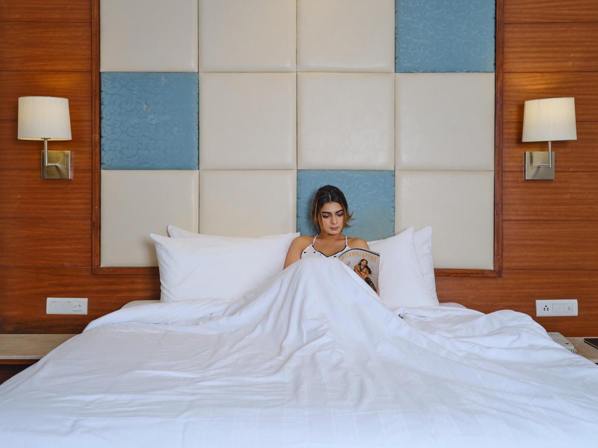 Best Western Country Woods Ambala Bagian luar foto
