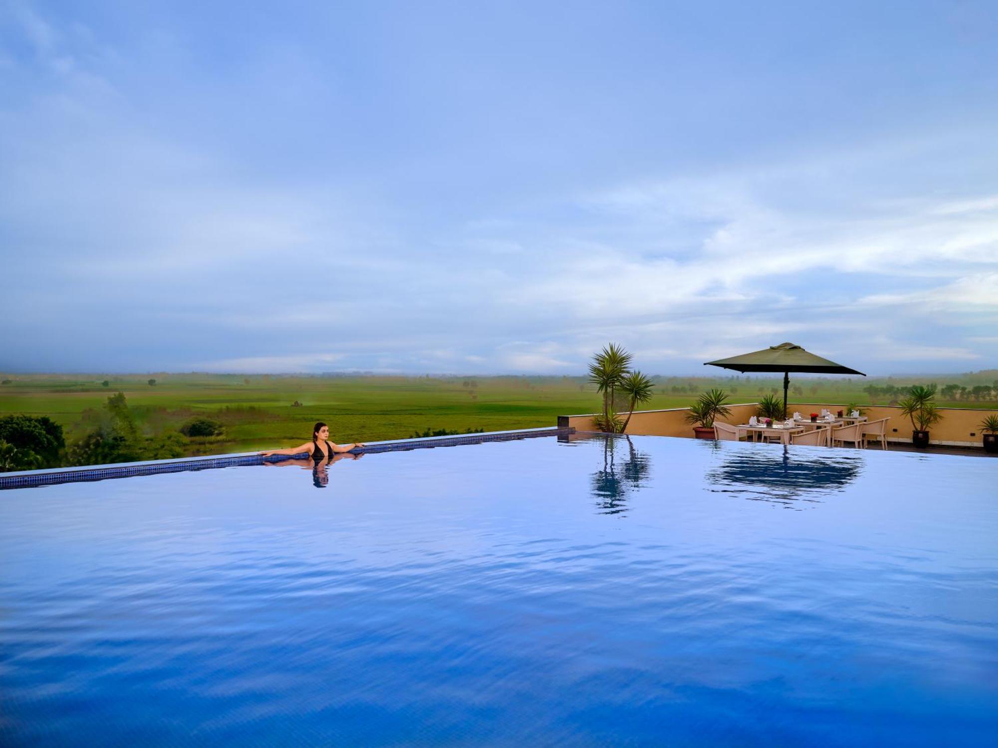 Best Western Country Woods Ambala Bagian luar foto