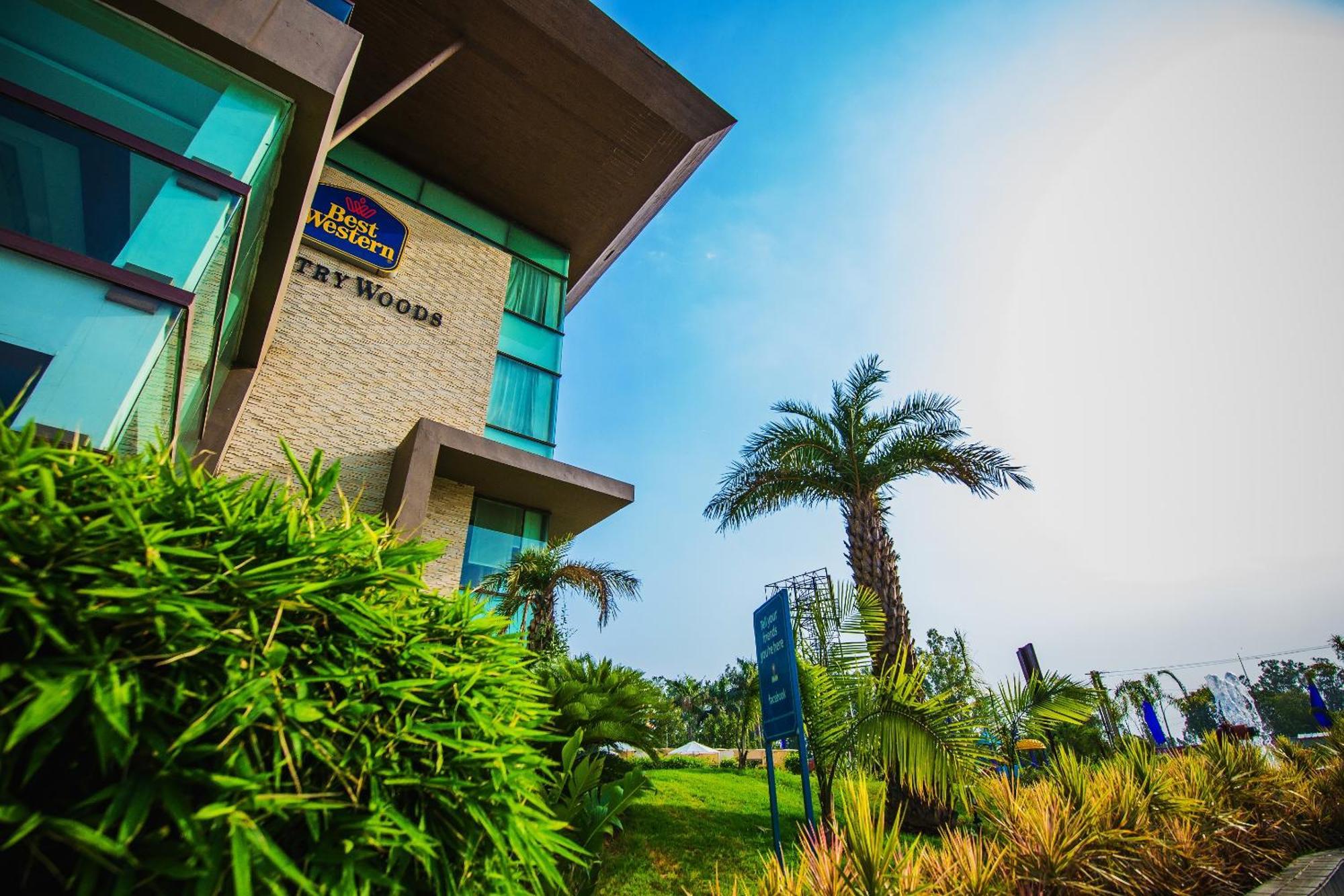 Best Western Country Woods Ambala Bagian luar foto