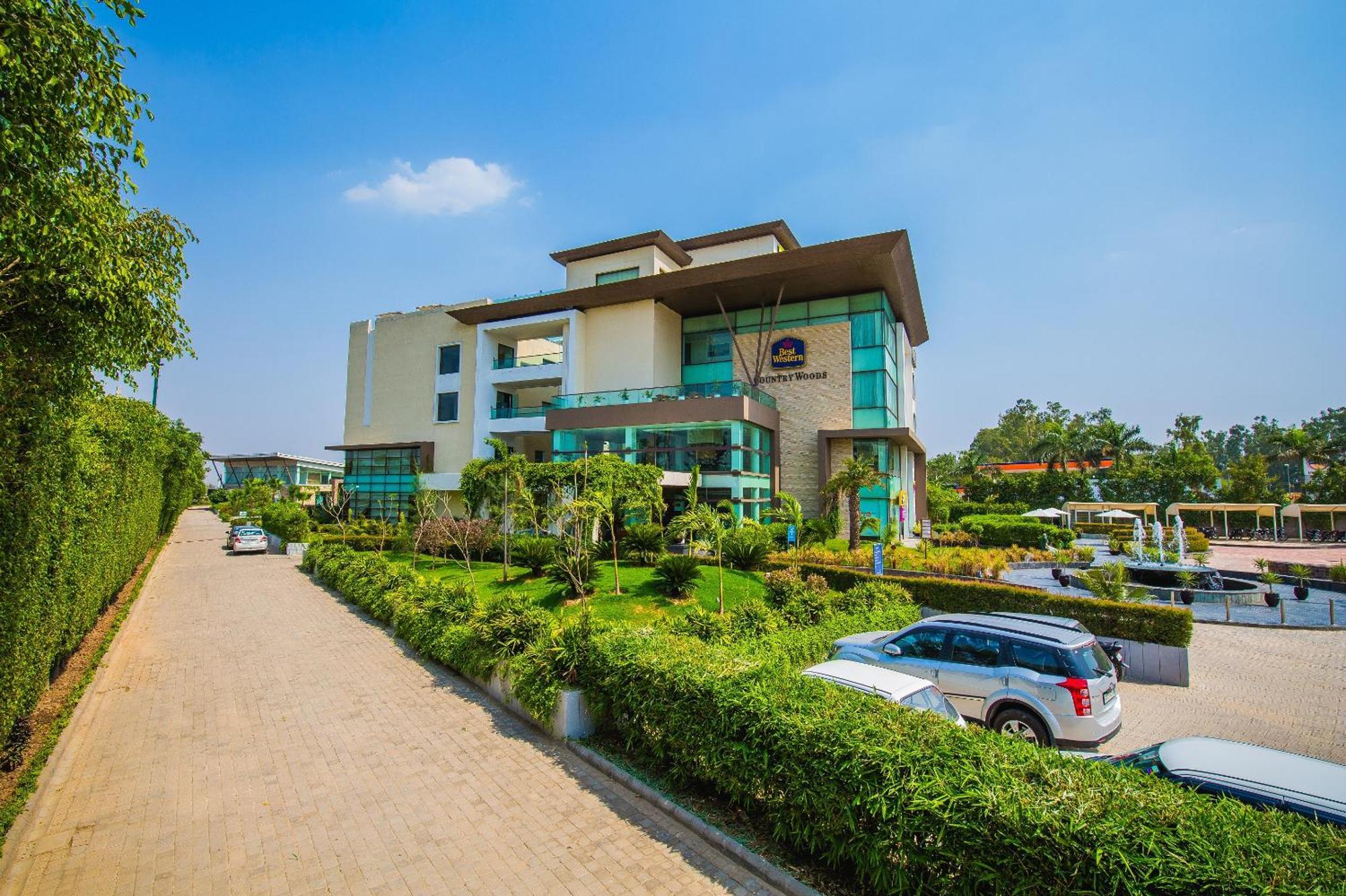Best Western Country Woods Ambala Bagian luar foto