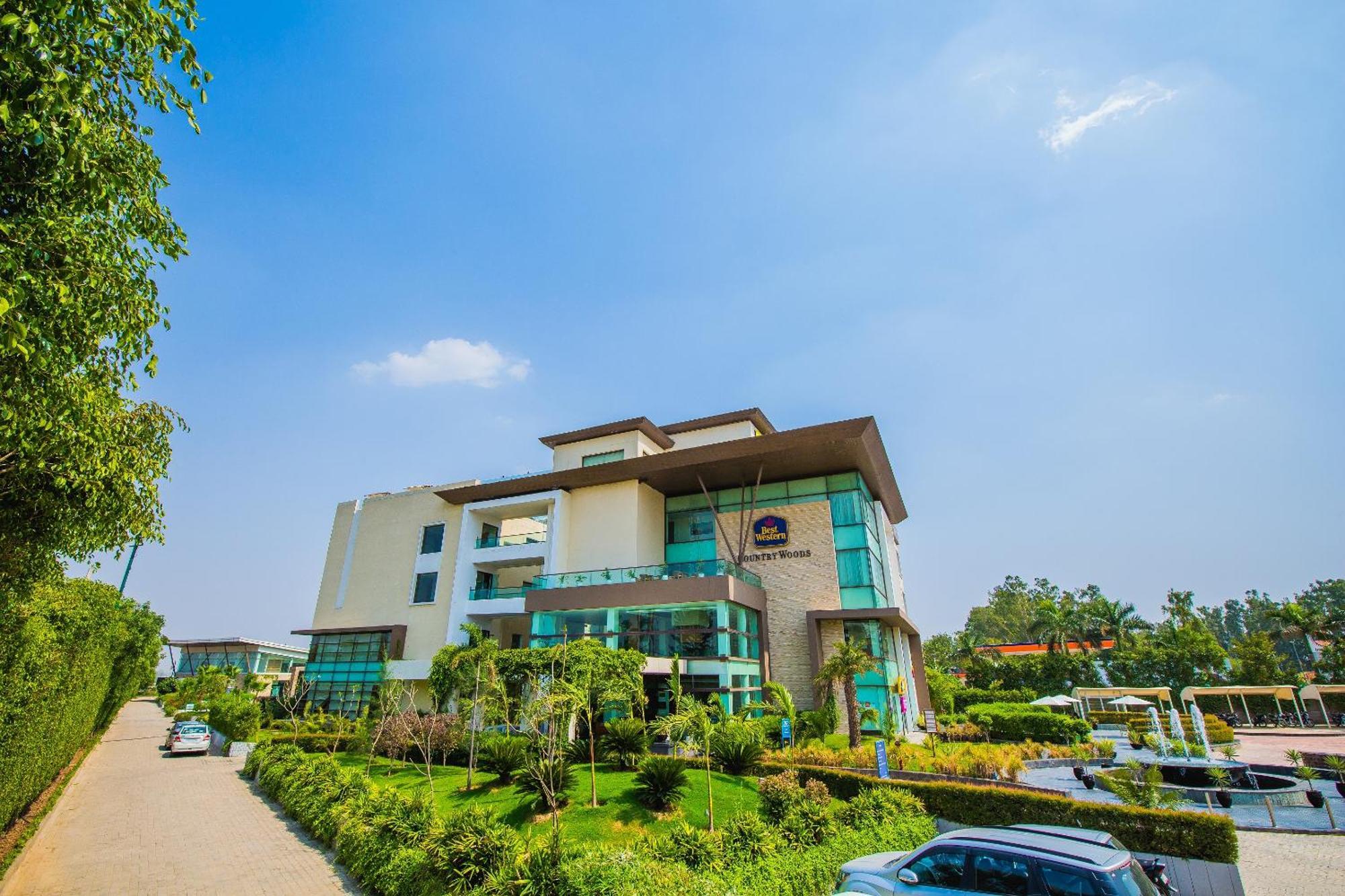 Best Western Country Woods Ambala Bagian luar foto